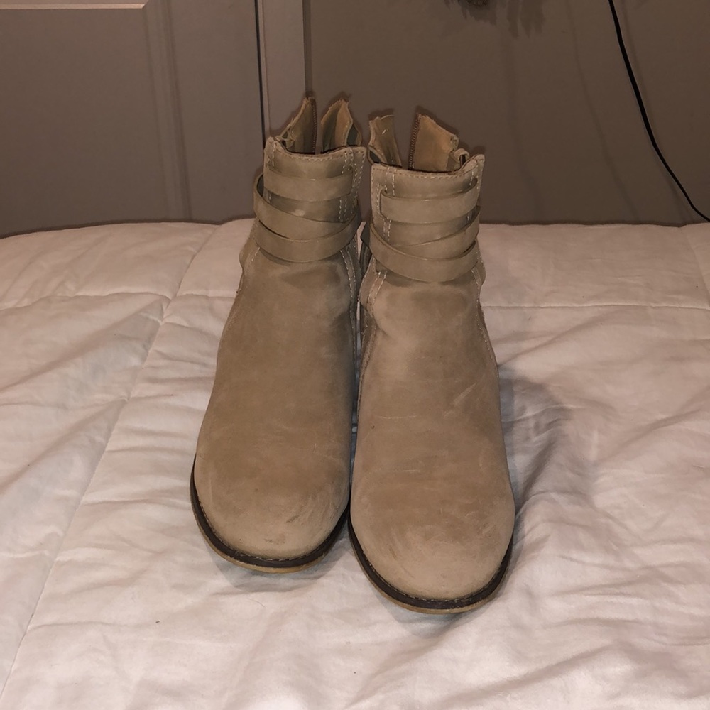 Call it spring Booties - Picture 2 of 8